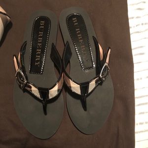 Burberry flip flops